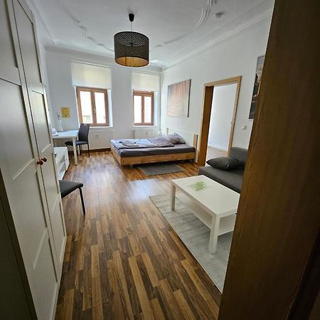 Ferienwohnung Apartment In Zittauer Stadtzentrum Innenstadt Innenring Top Lage - Wohnen Auf Zeit In Zittau - 1 Raum Wohnung Exterior foto