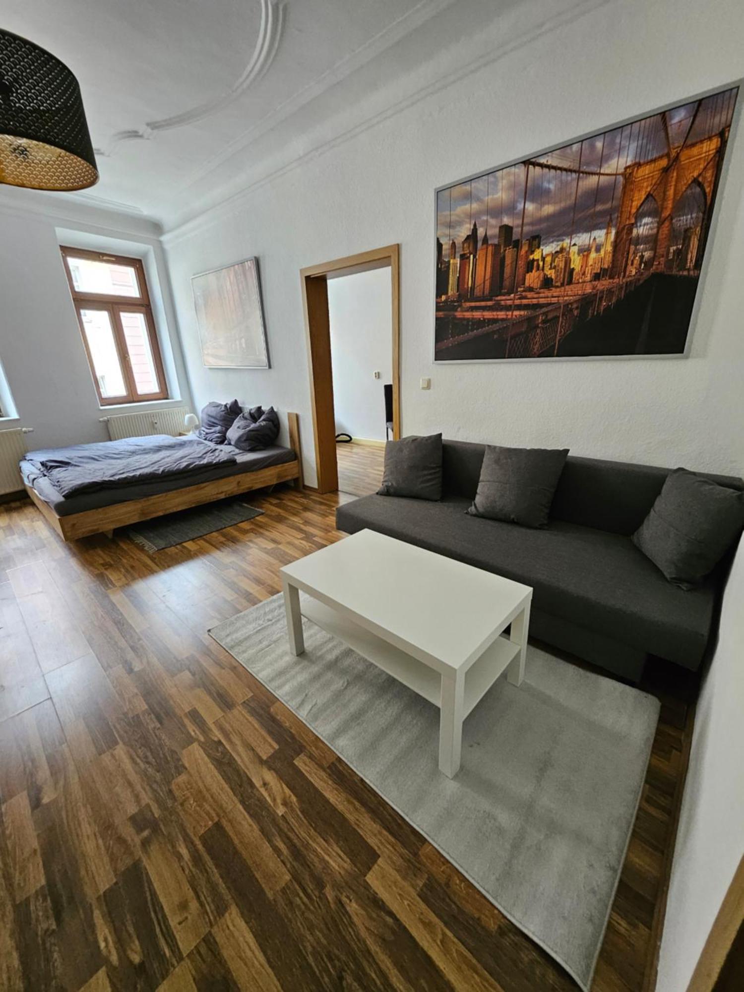 Ferienwohnung Apartment In Zittauer Stadtzentrum Innenstadt Innenring Top Lage - Wohnen Auf Zeit In Zittau - 1 Raum Wohnung Exterior foto