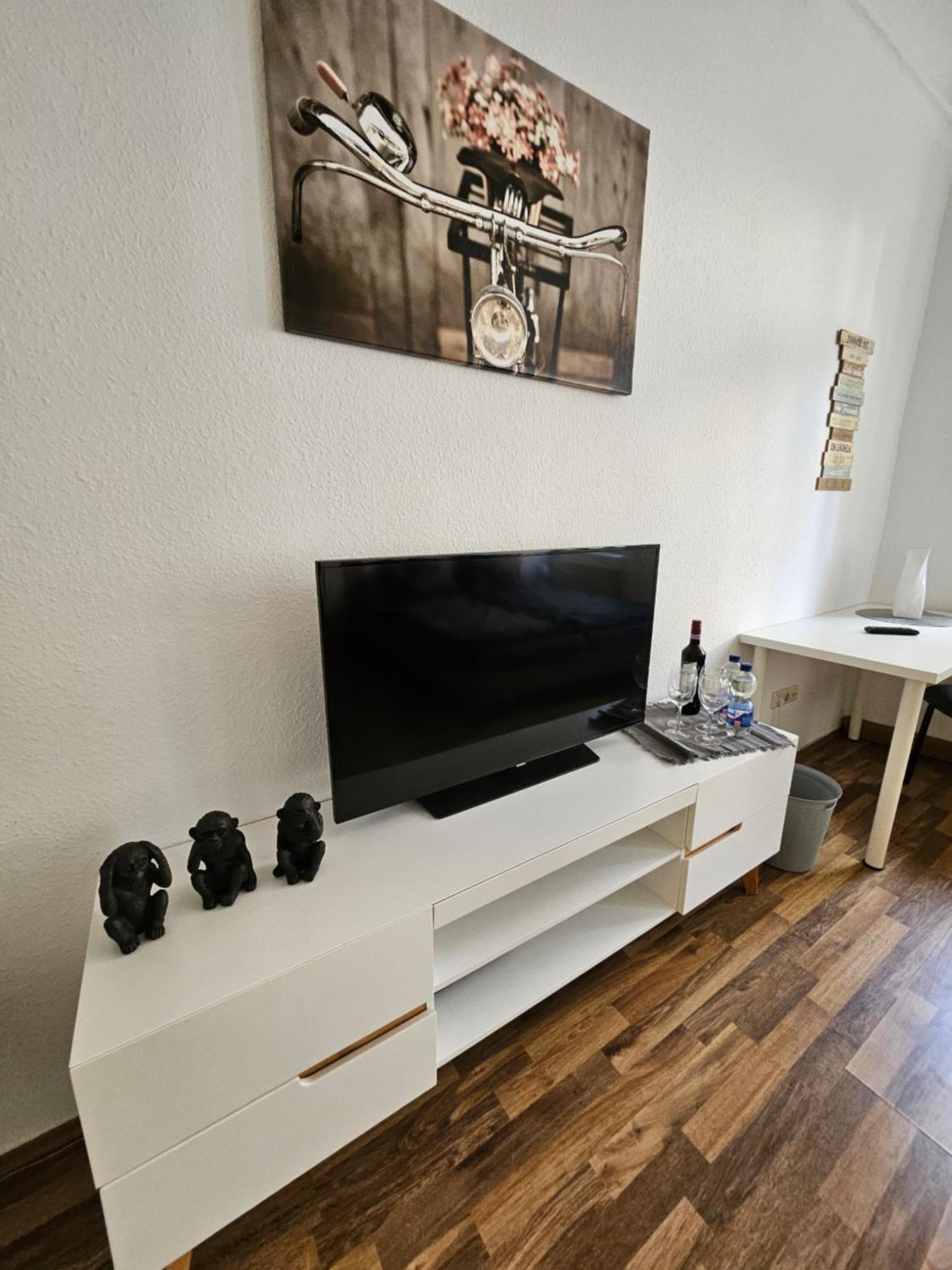 Ferienwohnung Apartment In Zittauer Stadtzentrum Innenstadt Innenring Top Lage - Wohnen Auf Zeit In Zittau - 1 Raum Wohnung Exterior foto