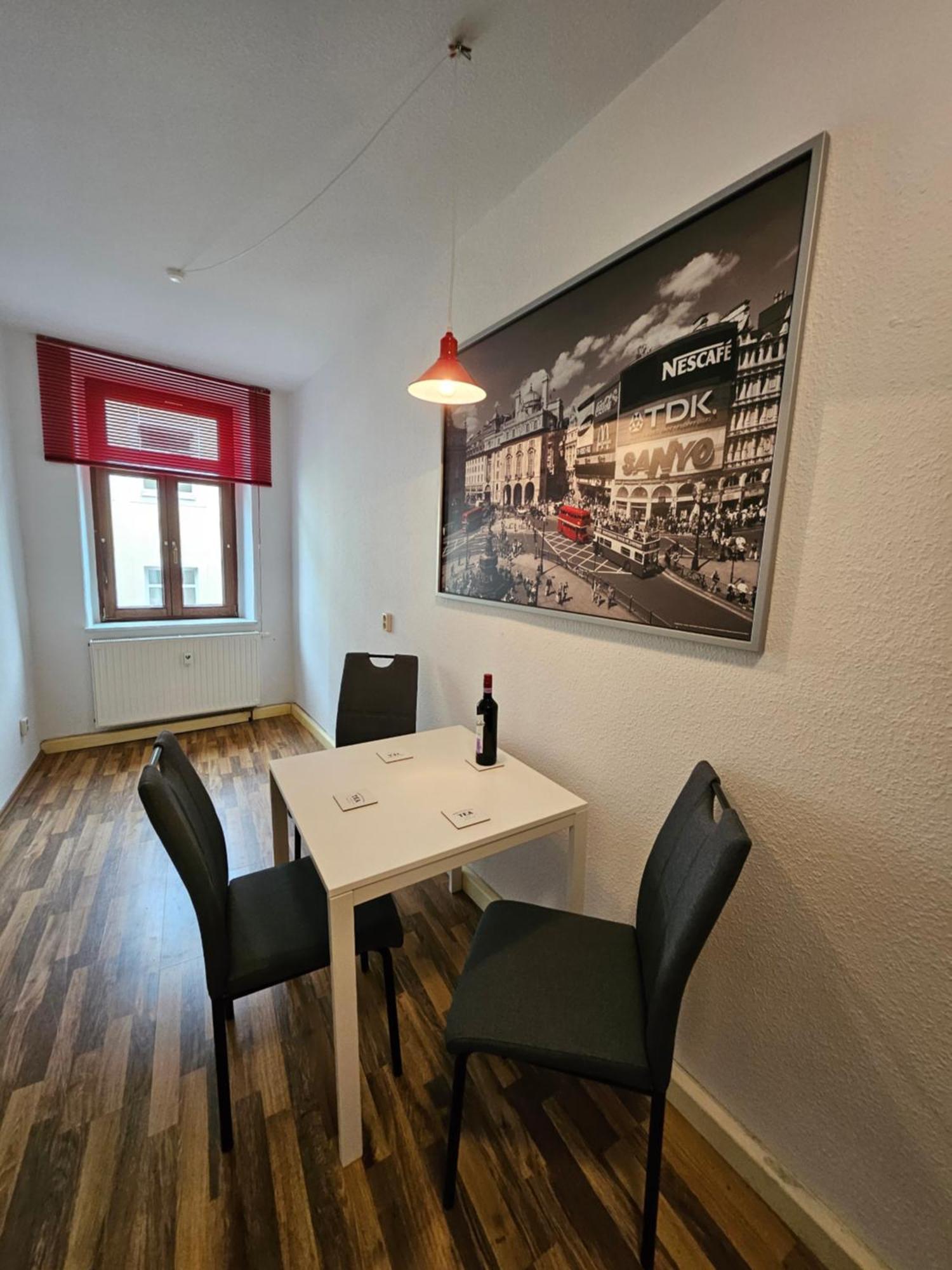 Ferienwohnung Apartment In Zittauer Stadtzentrum Innenstadt Innenring Top Lage - Wohnen Auf Zeit In Zittau - 1 Raum Wohnung Exterior foto